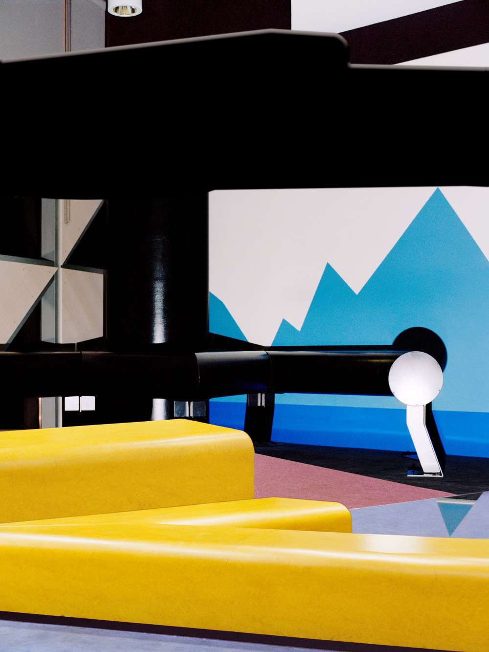 Mega Flex, 2019 (Fine Art Pigment Print, framed, 60 x 45 cm)