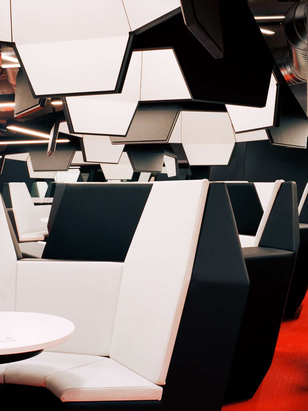 Student Portals, 2019 (Fine Art Pigment Print, framed, 60 x 45 cm)